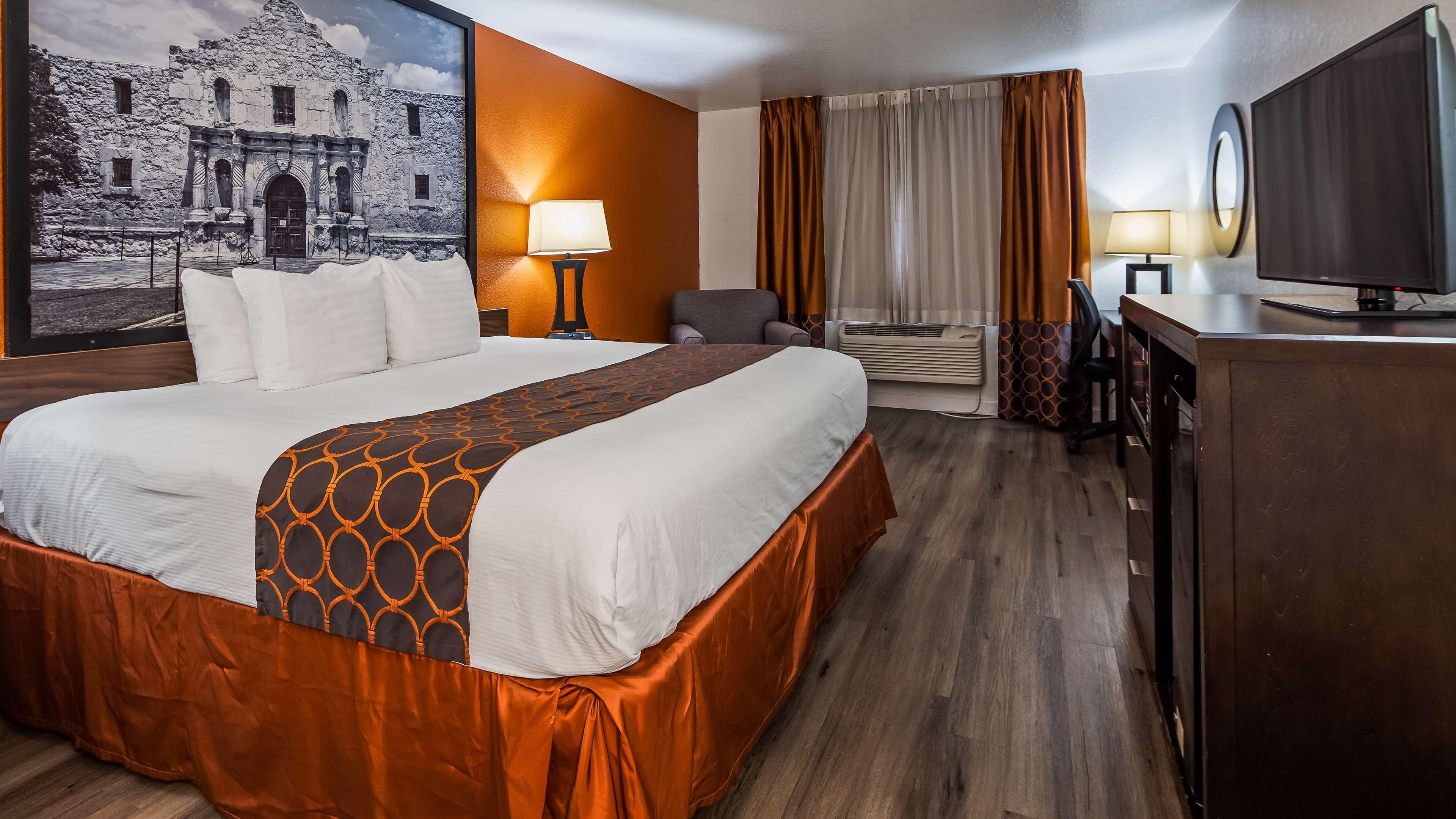Surestay Plus By Best Western San Antonio Airport Екстер'єр фото