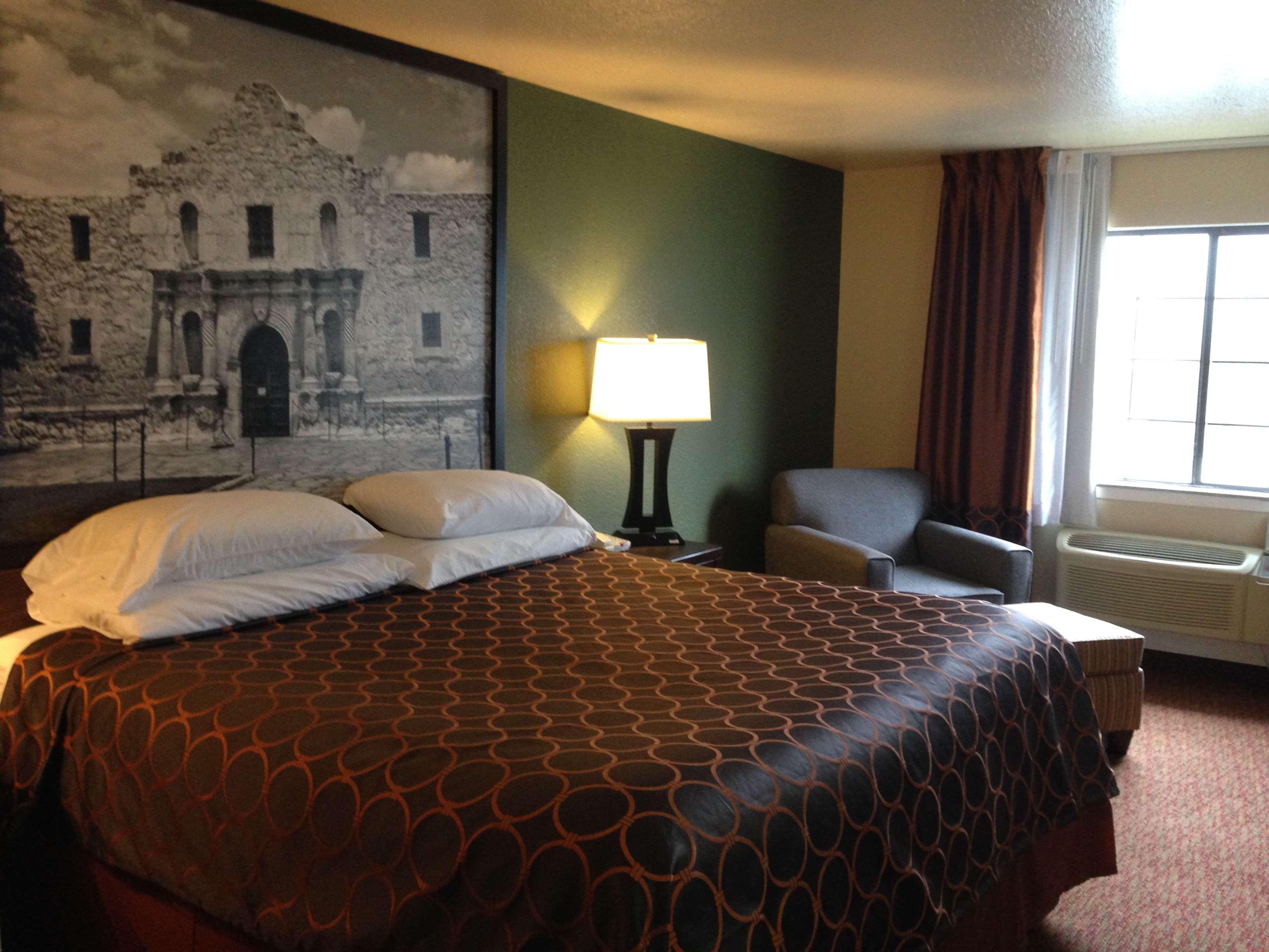 Surestay Plus By Best Western San Antonio Airport Екстер'єр фото
