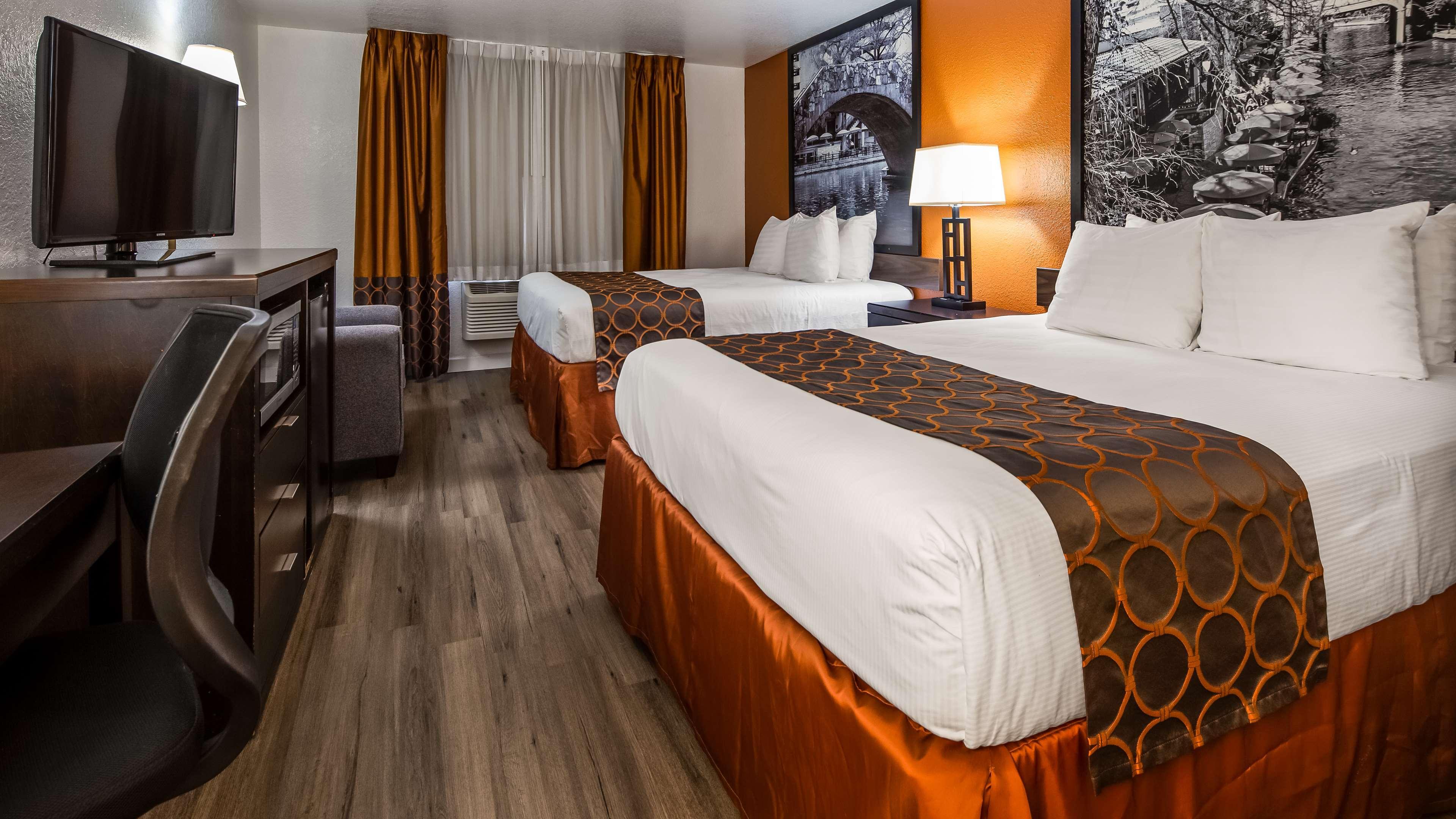 Surestay Plus By Best Western San Antonio Airport Екстер'єр фото